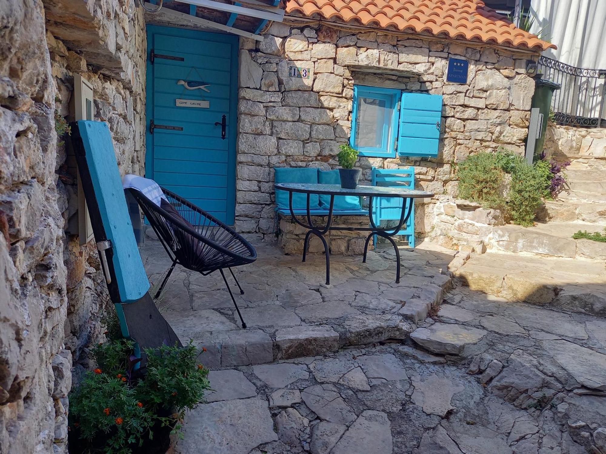 Vacation House Sara&Noa Maslinica Exterior foto